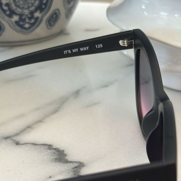 NWT Quay It's My Way 53mm Cat Eye matte black - Picture 5 of 6